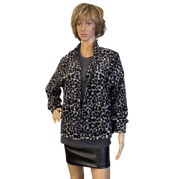 Kim Rogers Petite Sz PXL Black and White Leopard Print Zip-Up Velour Jacket - Picture 10 of 10